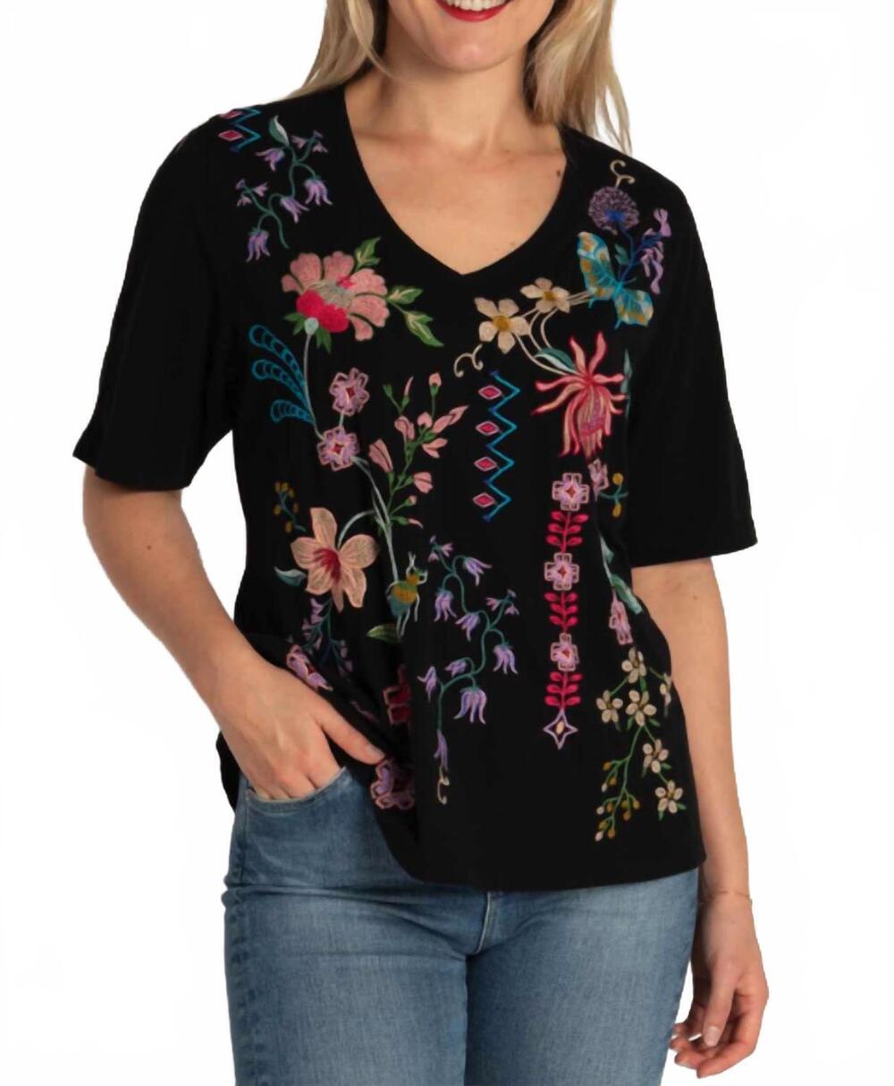 NEW JOHNNY WAS short sleeve trapunto v-neck tee in maureen print